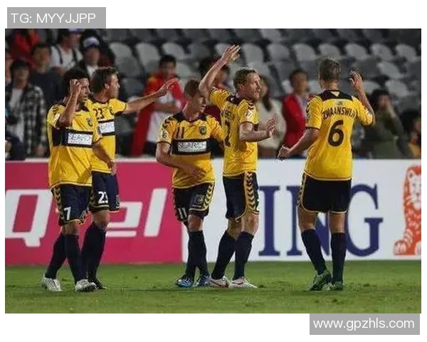 珀斯光荣与西部联历史交锋战绩回顾与分析